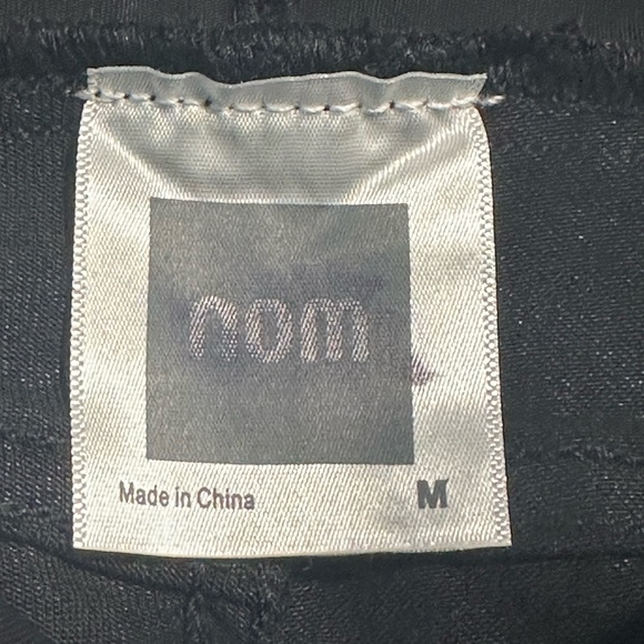 Black Maternity Skinny Jeans - Picture 2 of 6